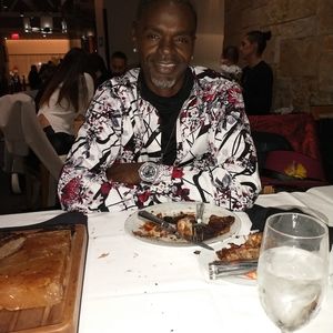 Meet your Posher, Cal